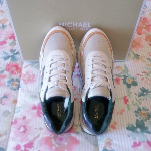 Michael Kors Monroe Trainer Sneakers - Picture 5 of 14